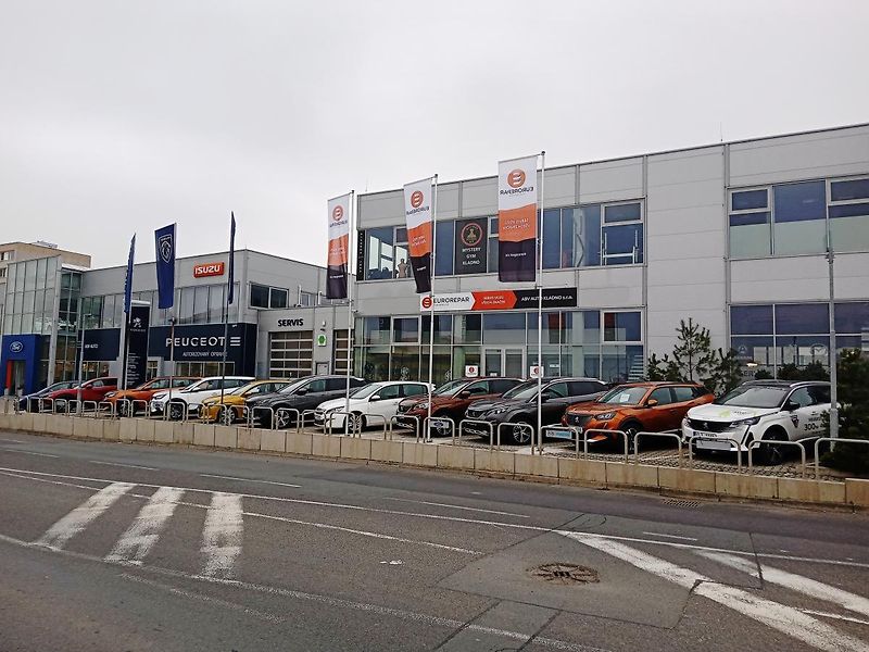 Peugeot Boxer (2024) 3500 L3H2 BlueHDi 140 MAN6 - fotka 25 z 34