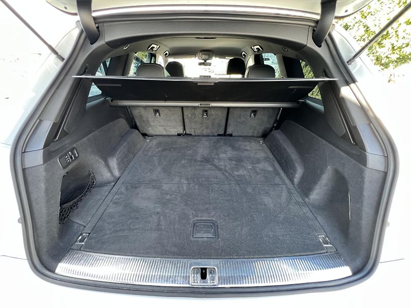Audi Q7 3.0TDi QUATTRO S-LINE ČR DPH - fotka 29 z 43