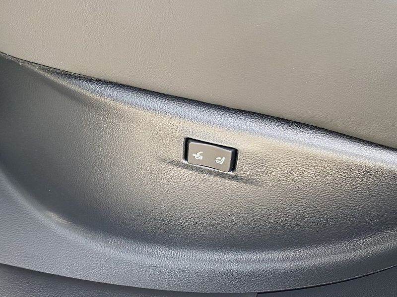 Lexus RX 450h 2.5Plug-in, ČR, Luxury, záruka - fotka 36 z 37