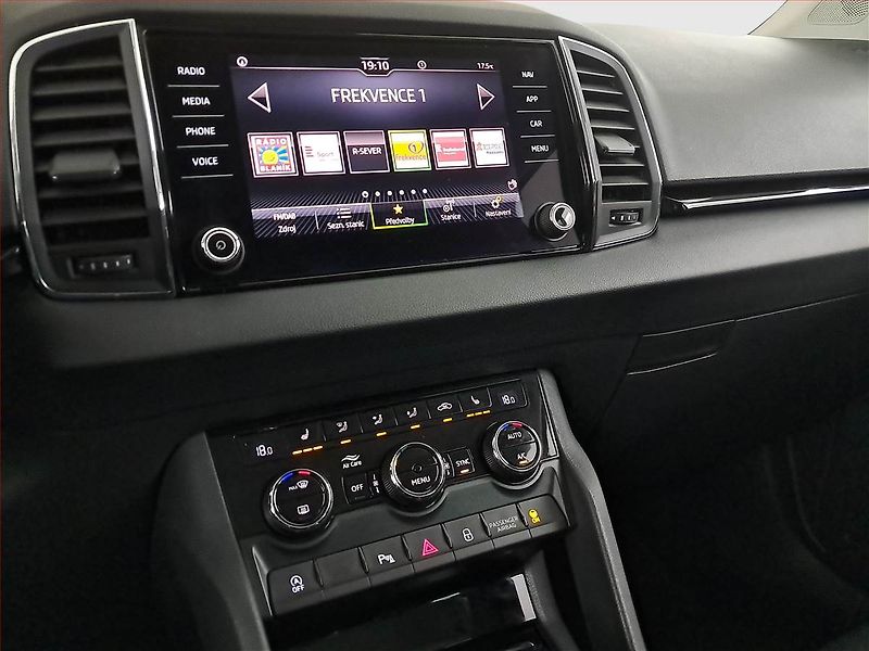 Škoda Karoq (2021) Style 1.5 TSI - fotka 12 z 16