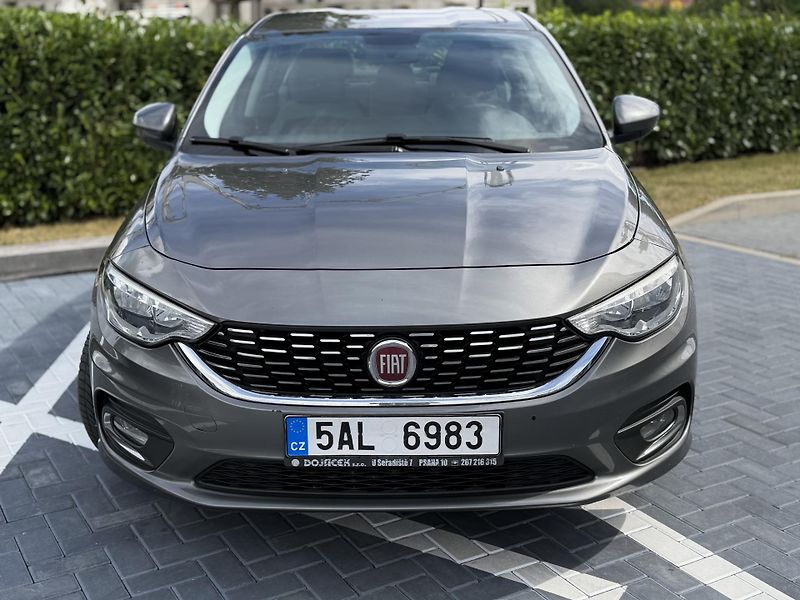 Fiat Tipo (2016) 1.6 MultiJet 88 kw / sedan - fotka 5 z 19