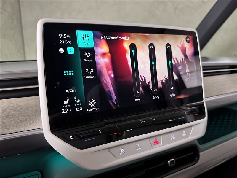 Volkswagen ID.Buzz Pro 150kW IQ Light 360° Kamera - fotka 39 z 50