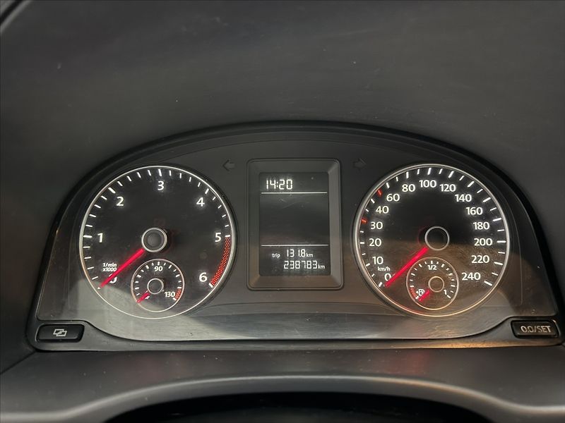 Volkswagen Caddy 1,6   TDI 75KW TAŽNÉ SERVIS - fotka 9 z 19