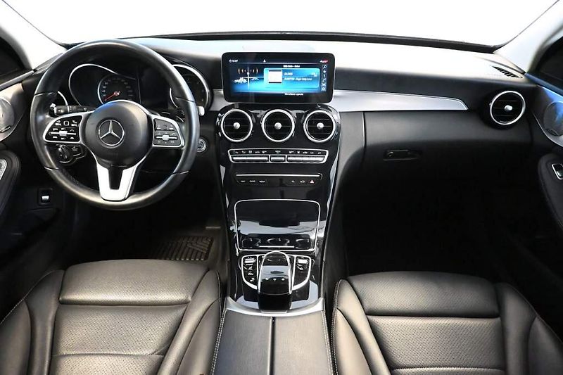 Mercedes-Benz Třídy C (2020) 2.0 300 DE T 9G-TRONIC LED 360 - fotka 12 z 47