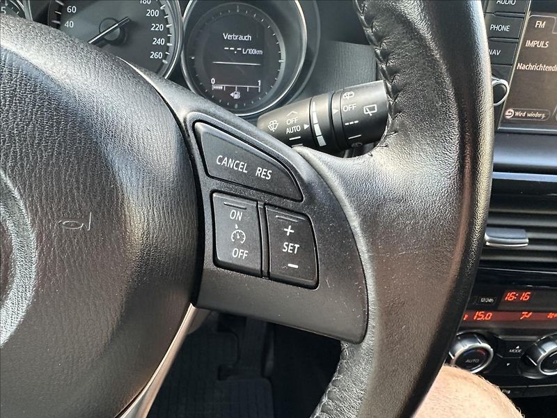Mazda CX-5 2,0 Sports-Line 4x4 - fotka 23 z 35