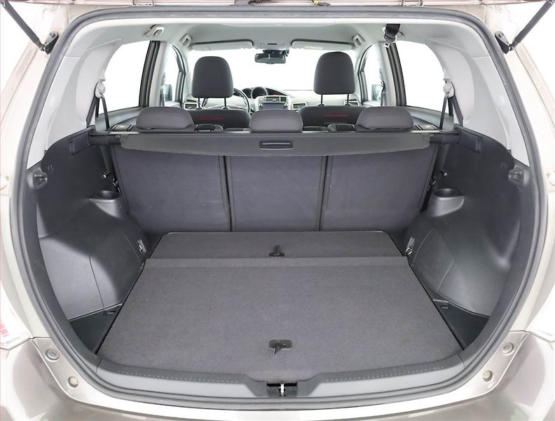 Toyota Verso (2017) 1.8 Valvematic, Automat - fotka 15 z 16