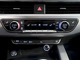 Audi A4 (2019) 40TDI 140KW 4x4 WEBASTO NAVI - náhled 27