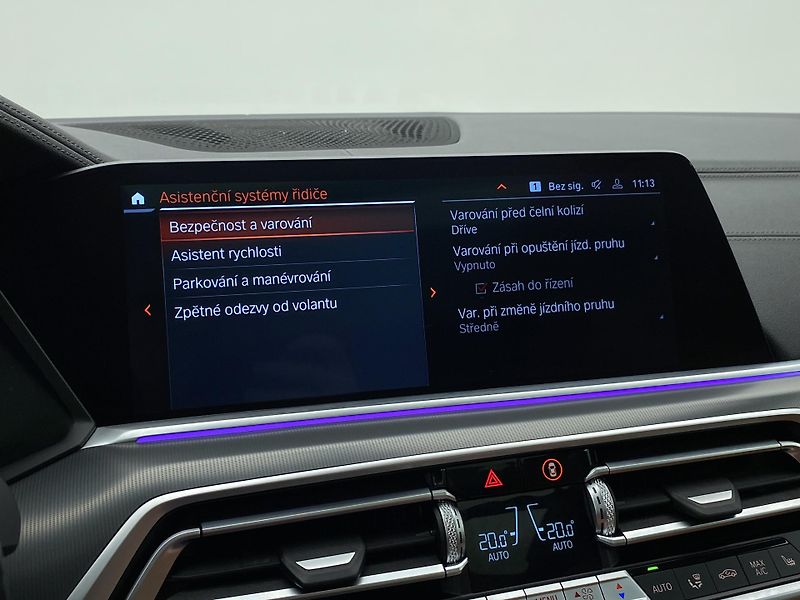 BMW X5 30d xDrive M-Paket REZERVACE - fotka 56 z 75