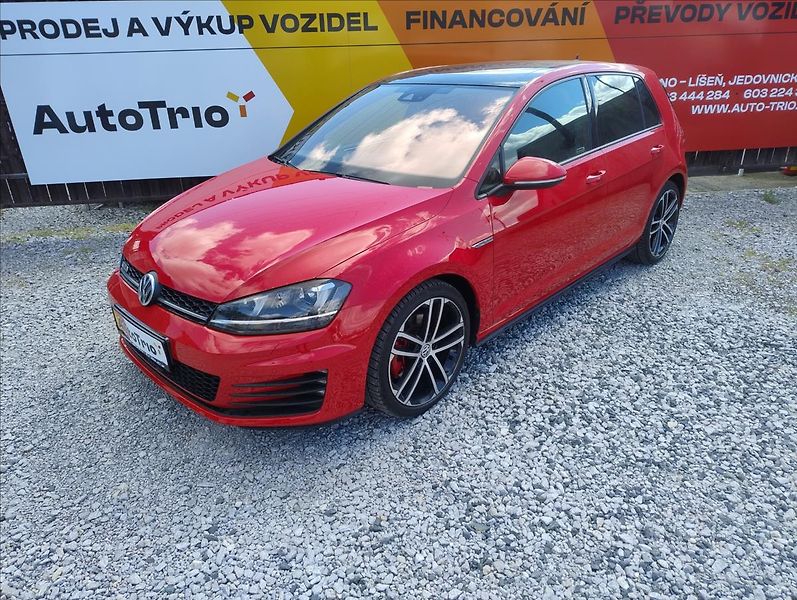 Volkswagen Golf 2,0 TDI GTD  DSG Panorama - fotka 1 z 24