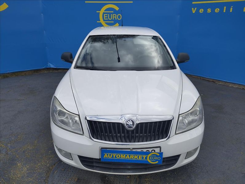 Škoda Octavia 1,6 TDi 77KW - fotka 2 z 14