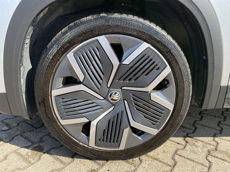 Škoda Kodiaq (2024) 2.0 TDI 4x4 DSG Excl. Selectio - fotka 36 z 40