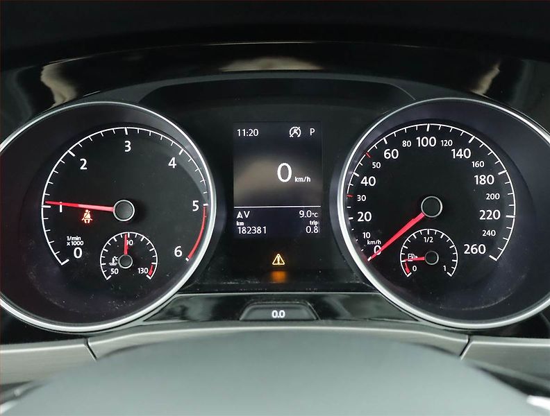 Volkswagen Touran (2022) Comfortline 2.0 TDI, Automat - fotka 11 z 21
