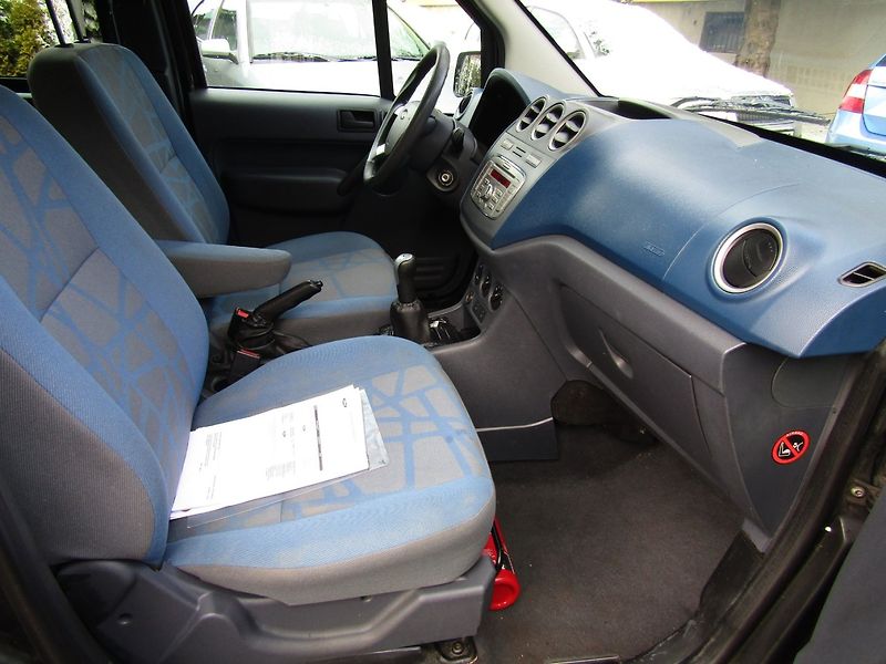Ford Tourneo Connect (2010) 1.8 TDCi 81kW BEZ DPF - fotka 28 z 34