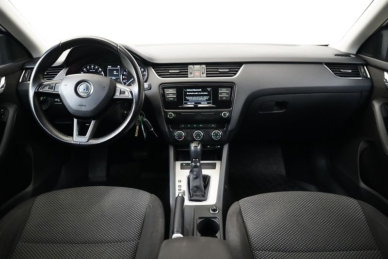 Škoda Octavia - fotka 5 z 24