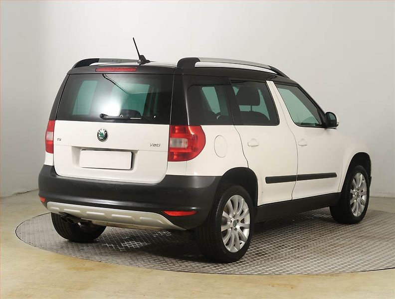 Škoda Yeti (2011) Ambition 1.4 TSI, Serv.kniha - fotka 5 z 21