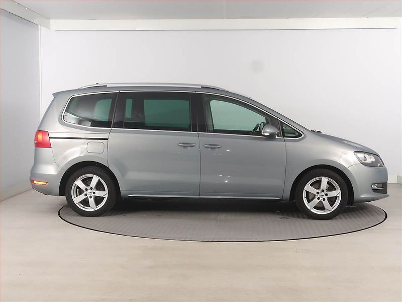 Volkswagen Sharan (2013) 2.0 TDI BMT, Kůže, Navi - fotka 6 z 18