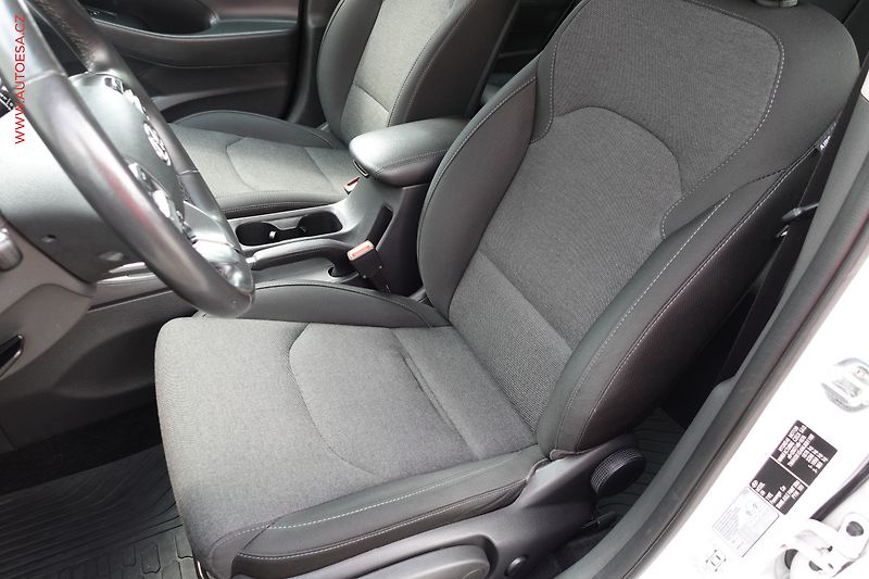 Hyundai i30 (2021) 1.5 T-GDi 48V, Smart - fotka 10 z 24