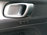 Volvo XC40 (2020) T3 Panorama,Kůže,Winter Paket - náhled 22