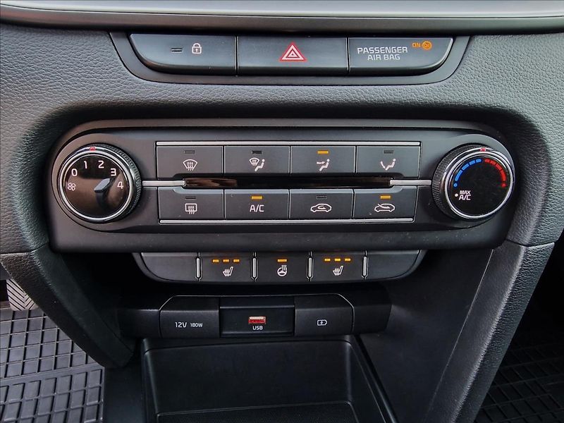 Kia Ceed 1.0 T-GDI 88kW Spin SW,1.Maj. - fotka 31 z 50