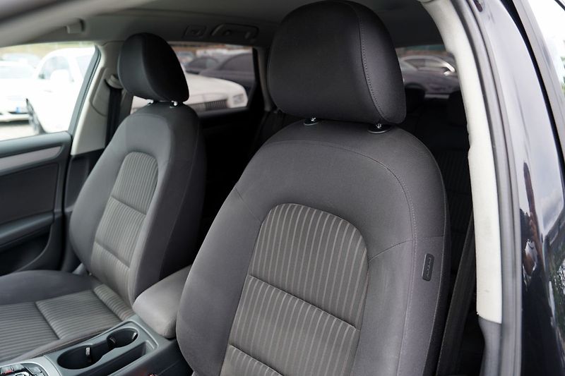 Audi A4 2.0 TDI/manuál/180 PS - fotka 22 z 42