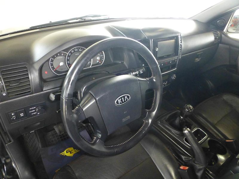 Kia Sorento (2007) 2,5CRDI*NAVI*VYHŘ.S**+SADA*4X4 - fotka 11 z 27