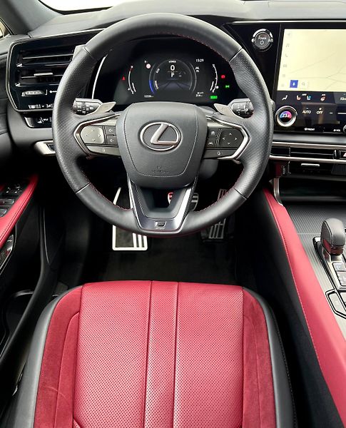 Lexus RX 500h (2024) F SPORT PERFORMANCE  DIRECT4  - fotka 11 z 23