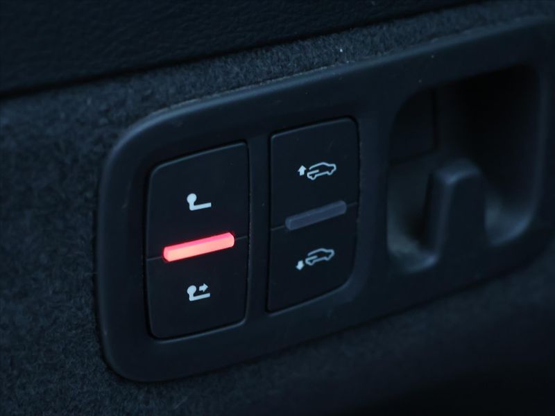 Audi Q7 3,0 TFSI 245kW Quattro Tiptron - fotka 11 z 38