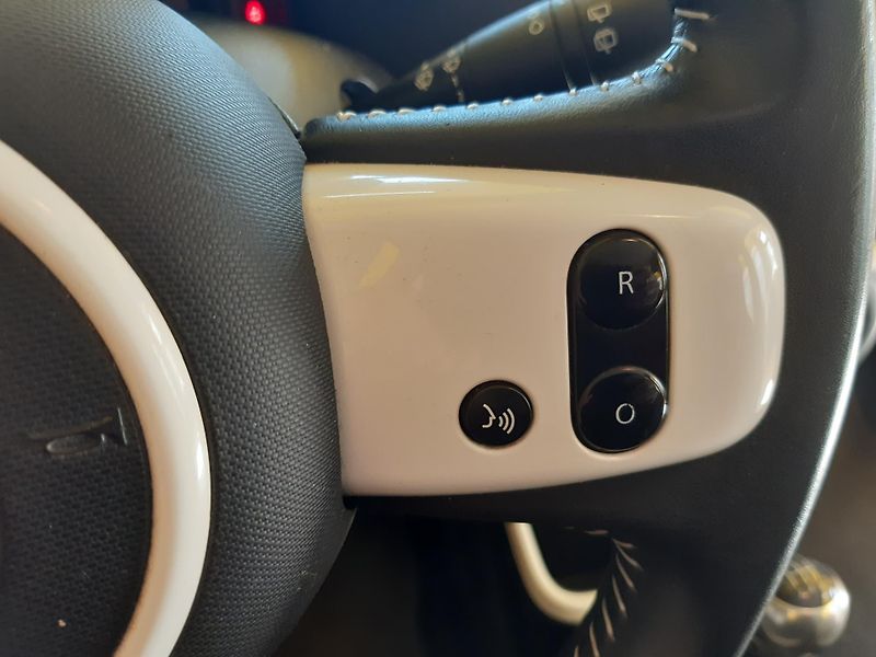 Renault Twingo 0.9 i KLIMA TEMPOMAT vyhř.seda - fotka 12 z 20