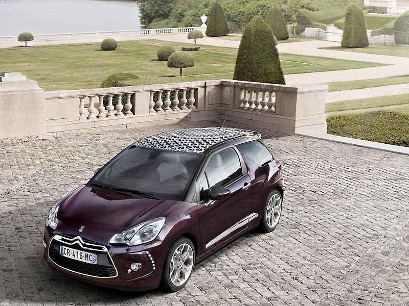 Citroën DS5 ve verzi Faubourg Addict.