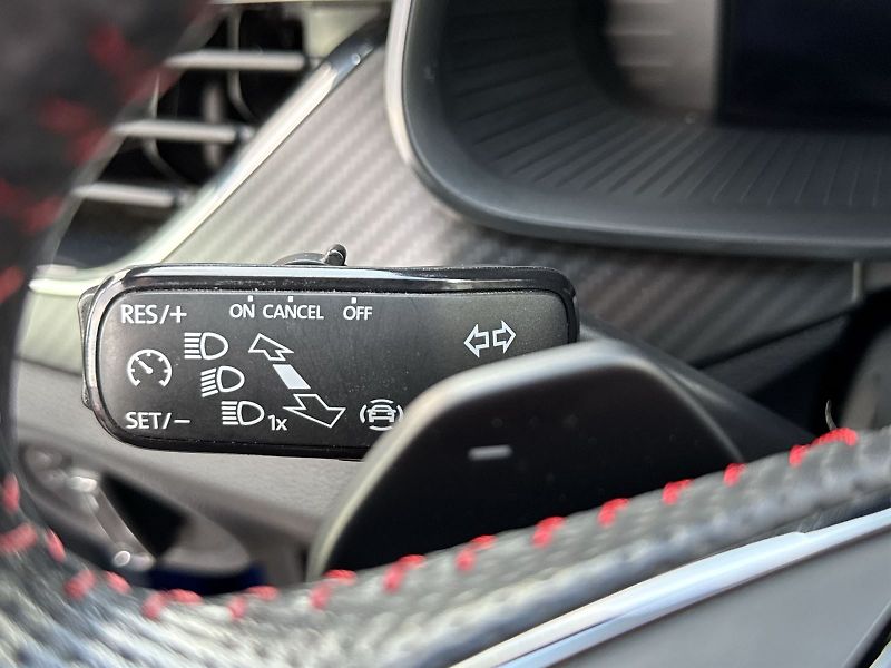 Škoda Kamiq (2021) 1.0 TSI DSG Monte Carlo - fotka 23 z 34