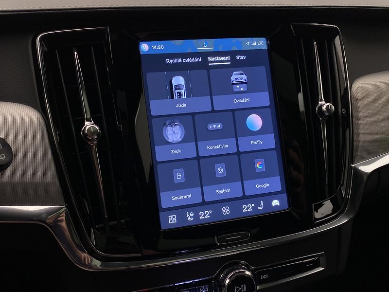 Volvo V90 B4 BRIGHT PLUS AUT - fotka 50 z 63