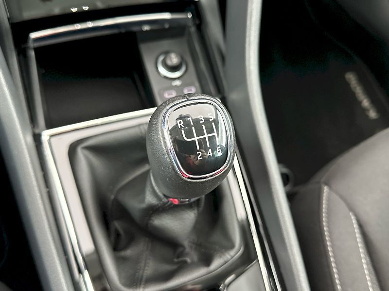 Škoda Karoq (2024) 2.0TDI 85kW Selection - fotka 19 z 26