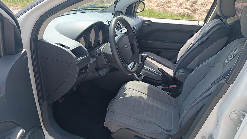 Dodge Caliber 2,0CRD nové v ČR - fotka 8 z 17