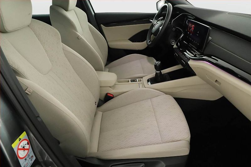 Škoda Octavia (2023) Style 2.0 TDI, ČR,1.maj - fotka 7 z 21