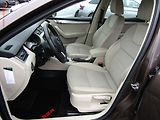 Škoda Octavia (2013) 1.4 TSi, Elegance, DSG, bixen - náhled 9