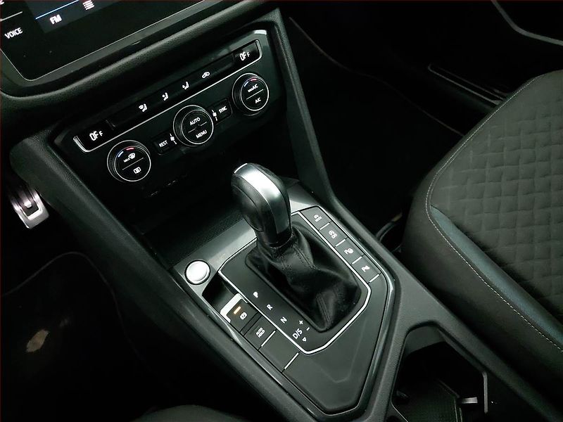 Volkswagen Tiguan Allspace (2020) 2.0 TDI - fotka 13 z 24
