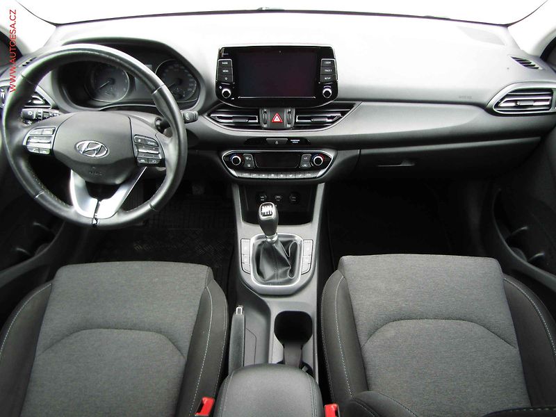 Hyundai i30 (2023) 1.0 T-GDi, 2.maj,ČR, Smart - fotka 8 z 22