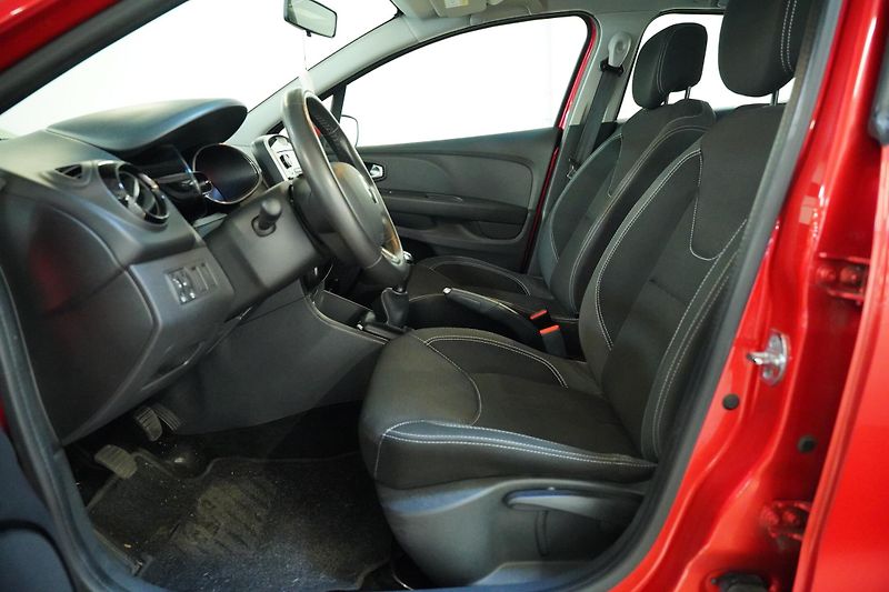Renault Clio - fotka 11 z 24
