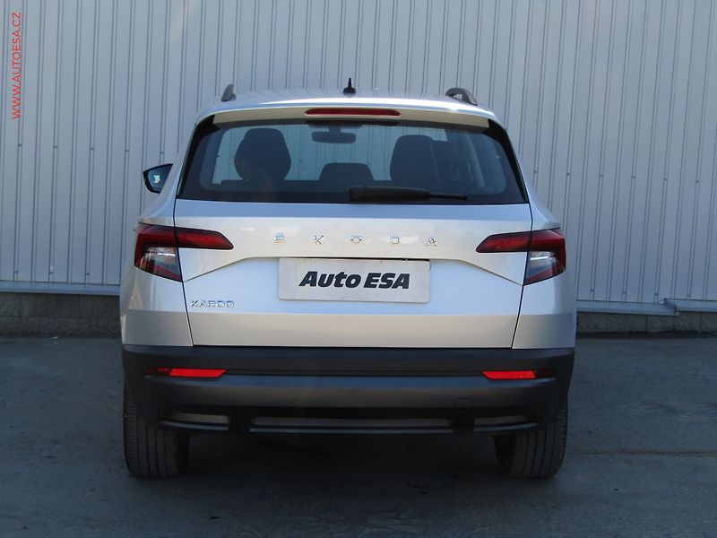 Škoda Karoq (2017) 1.5 TSi, ČR, Ambition, DSG - fotka 5 z 21