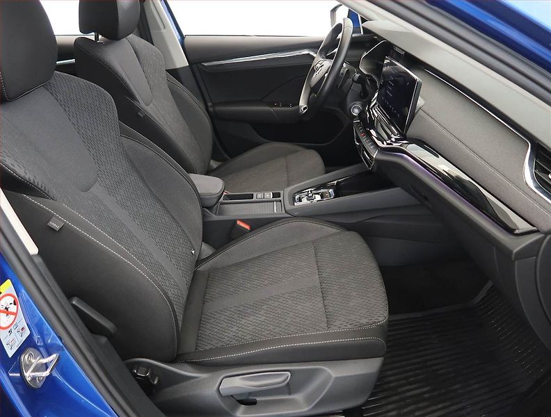 Škoda Octavia (2023) 2.0 TDI - fotka 9 z 29