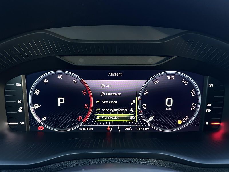 Škoda Karoq 2.0TDi 4x4 DSG 150PS TOP & Sel - fotka 25 z 49