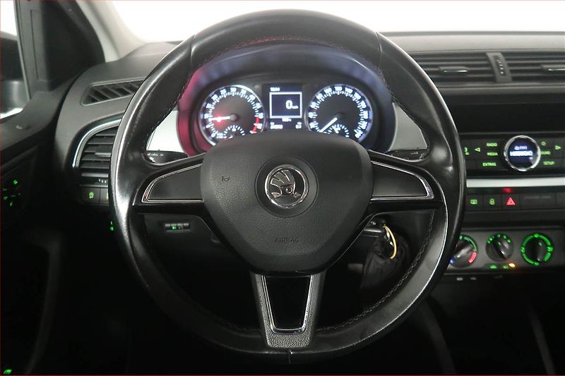 Škoda Fabia (2015) Ambition 1.4 TDI, ČR,1.maj - fotka 15 z 15