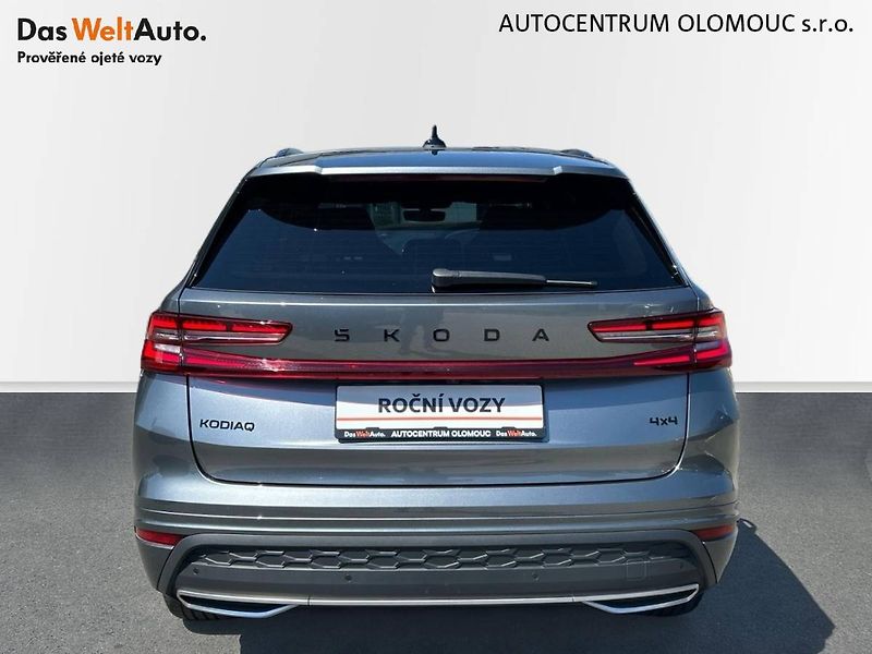 Škoda Kodiaq (2025) 2.0 TDI 7DSG 4x4 Sportline - fotka 19 z 35