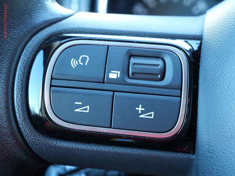Citroën C3 (2017) 1.2 PT, 2.maj,ČR - fotka 17 z 23