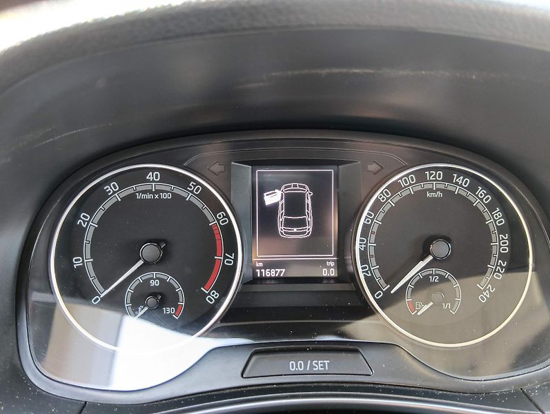 Škoda Fabia (2019) 1.0 81kW, Led, klima - fotka 10 z 31