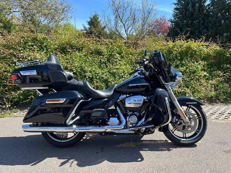 Harley-Davidson FLHTK Electra Glide Ultra Limited 1868 (2021) AKČNÍ CENA - fotka 3 z 14