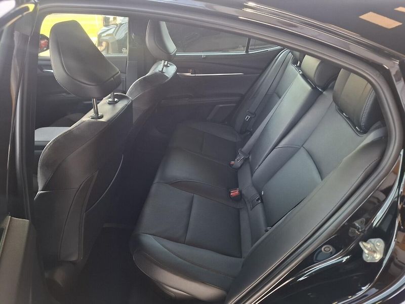 Toyota Camry 2.5HEV 137KW 2024 - fotka 6 z 14