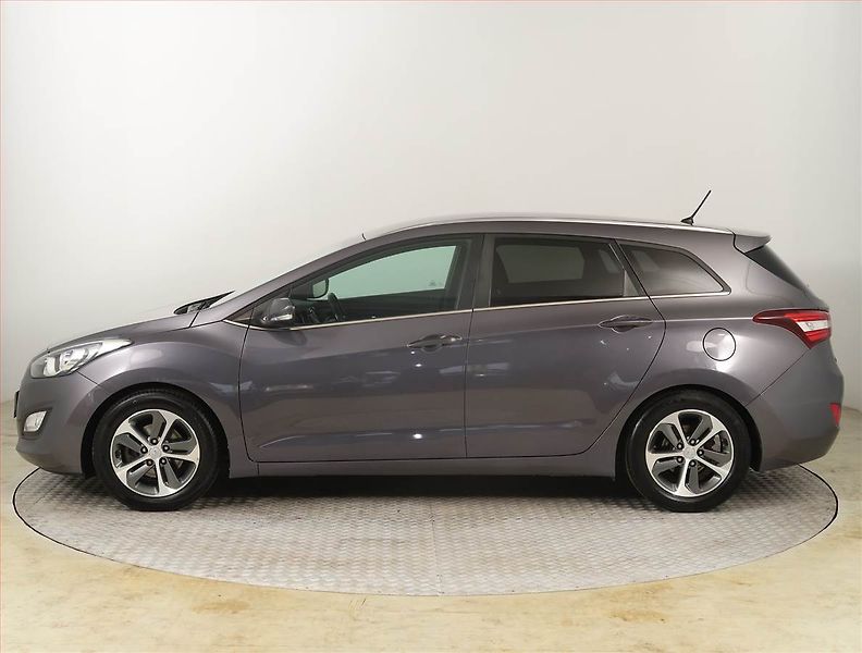 Hyundai i30 (2016) 1.6 GDI, ČR,1.maj, Serv.kniha - fotka 3 z 16