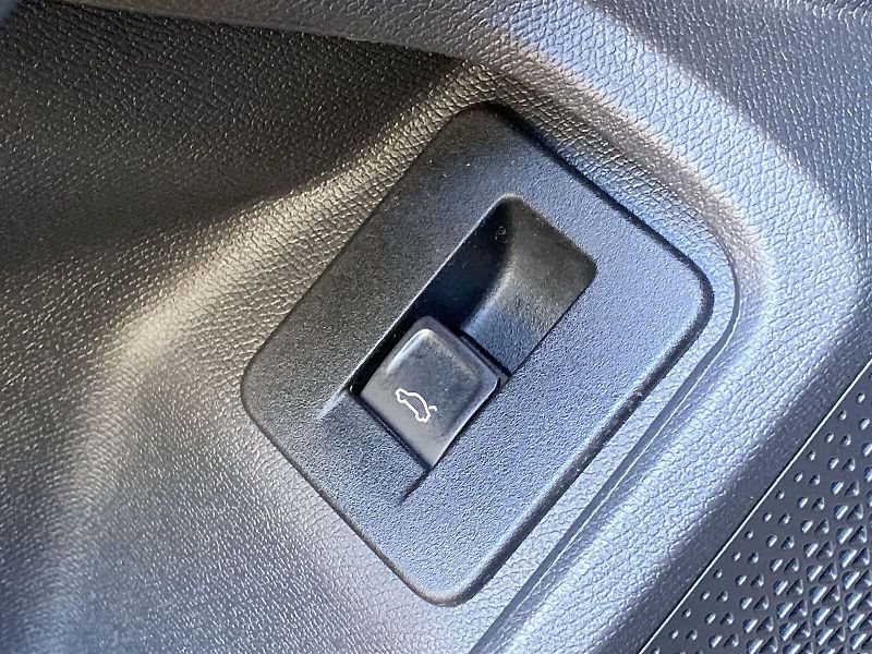 Cupra Formentor (2023) 1.5 TSI Automat - fotka 12 z 33