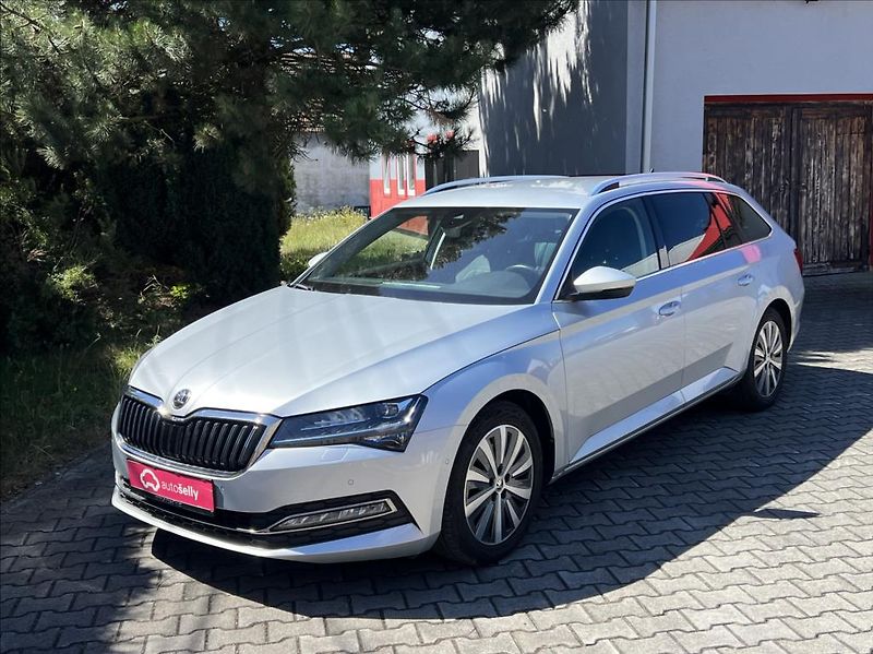 Škoda Superb 2,0 TDI DSG Premium Edition - fotka 1 z 42